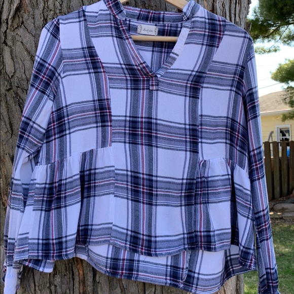 Altair’s State Light Flannel Blouse - Picture 5 of 5